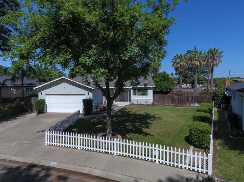 2009 Dickens Dr, Modesto, CA 95350 photo 1