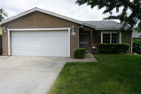 900 Panoche Dr, Modesto, CA 95358 photo 1