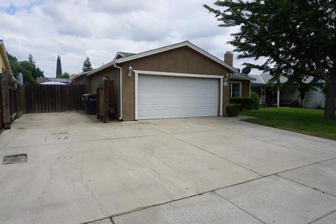 900 Panoche Dr, Modesto, CA 95358 photo 2