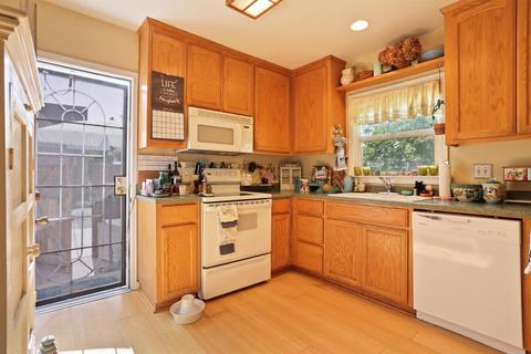 15 Chestnut, Lodi, CA 95240 photo 7