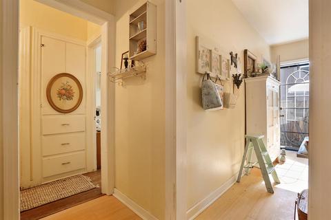 15 Chestnut, Lodi, CA 95240 photo 6