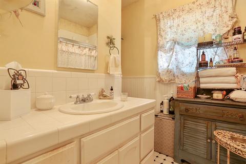 15 Chestnut, Lodi, CA 95240 photo 13