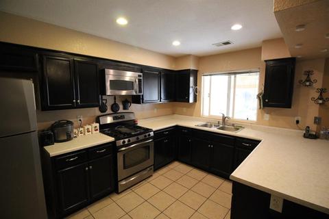 52 Barbados Ct, Merced, CA 95341 photo 3
