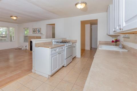 2920 Walnut Ave, Carmichael, CA 95608 photo 5