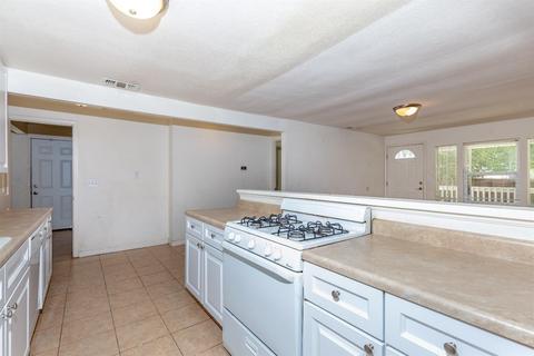 2920 Walnut Ave, Carmichael, CA 95608 photo 6