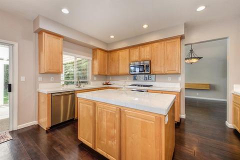 112 Arrowsmith Dr, Folsom, CA 95630 photo 9