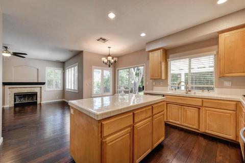 112 Arrowsmith Dr, Folsom, CA 95630 photo 7