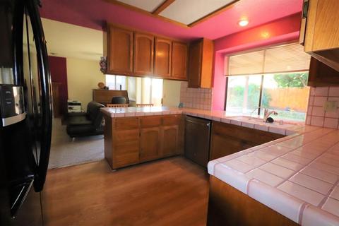 2008 Sheldon Dr, Modesto, CA 95350 photo 10