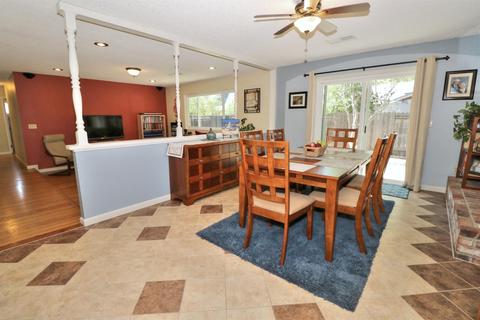 2715 Adrian, Davis, CA 95618 photo 8