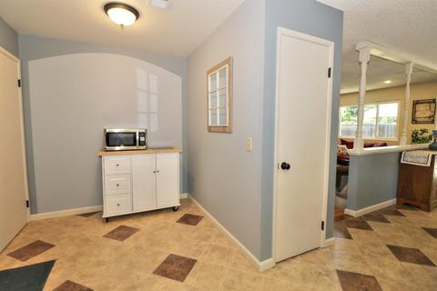 2715 Adrian, Davis, CA 95618 photo 15