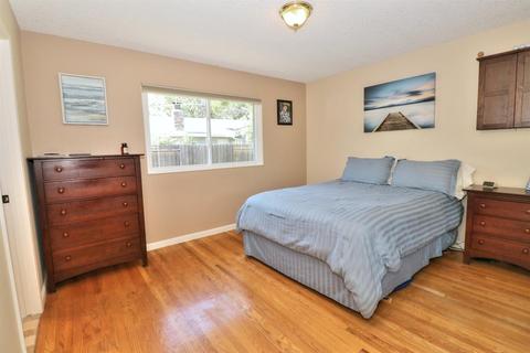 2715 Adrian, Davis, CA 95618 photo 20