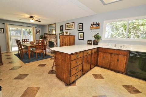 2715 Adrian, Davis, CA 95618 photo 14