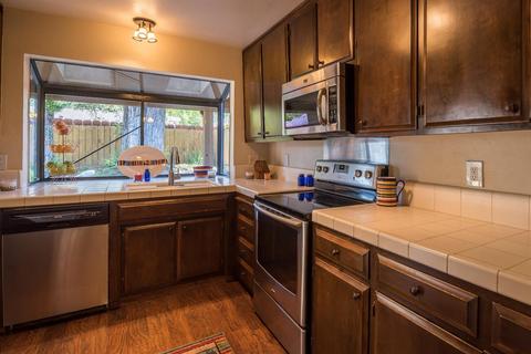 504 Phoenix Ave, Modesto, CA 95354 photo 3