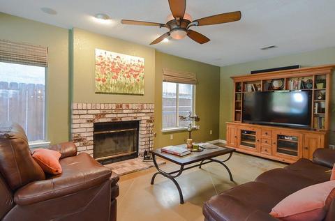 515 Gianelli St, Tracy, CA 95376 photo 8