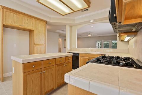 1526 Magic Ln, Lodi, CA 95242 photo 6