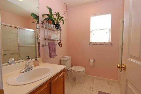 2004 Hickory Ct, Modesto, CA 95356 photo 9