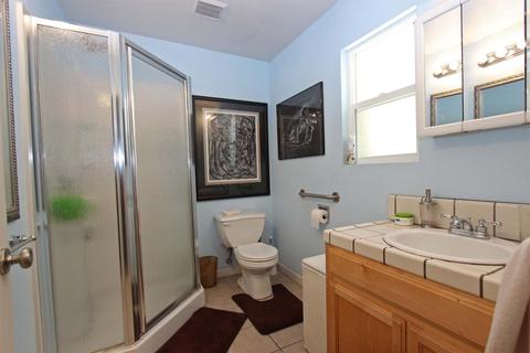 2004 Hickory Ct, Modesto, CA 95356 photo 21