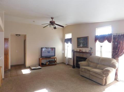 2146 Jayhawk Dr, Lodi, CA 95240 photo 8
