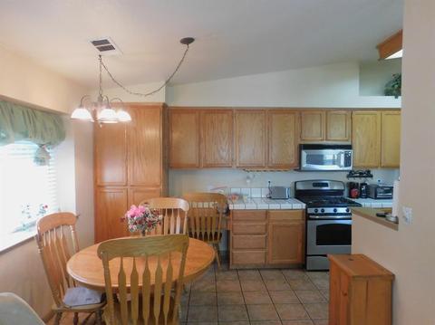 2146 Jayhawk Dr, Lodi, CA 95240 photo 11