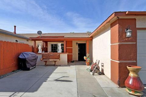 2060 Rock Pine Ct, Modesto, CA 95351 photo 4