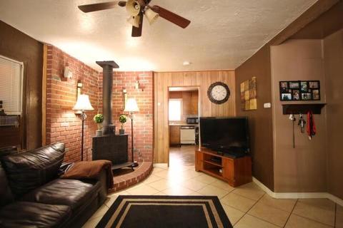 710 Park St, Turlock, CA 95380 photo 5