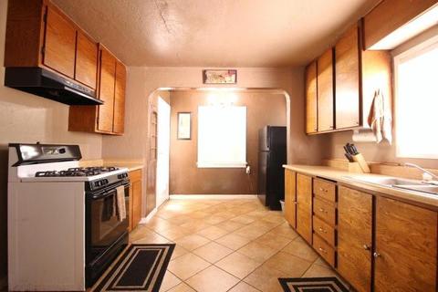 710 Park St, Turlock, CA 95380 photo 10