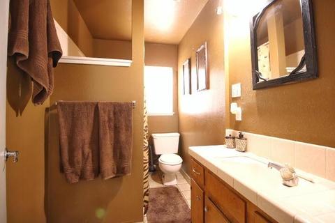 710 Park St, Turlock, CA 95380 photo 8