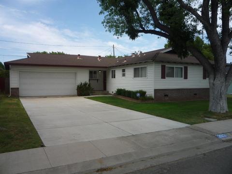 2013 4th St, Ceres, CA 95307 photo 2