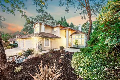 105 Burrill Dr, Folsom, CA 95630 photo 2