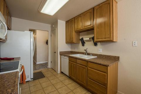 1405 Kelley Dr, Manteca, CA 95336 photo 3