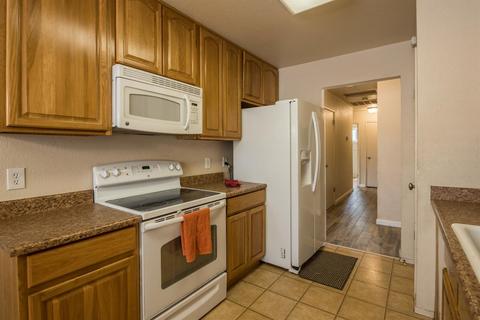 1405 Kelley Dr, Manteca, CA 95336 photo 4