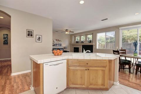 5316 Tersk Way, Elk Grove, CA 95757 photo 14