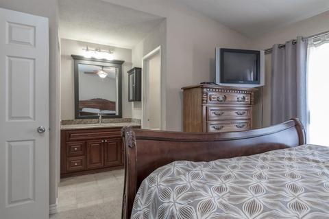 562 Nathaniel, Galt, CA 95632 photo 16