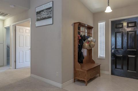 562 Nathaniel, Galt, CA 95632 photo 5