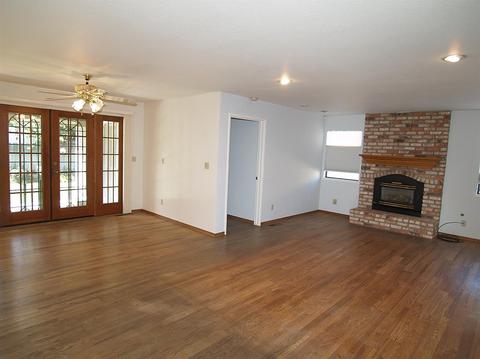 2560 E Hawkeye Ave, Turlock, CA 95380 photo 11
