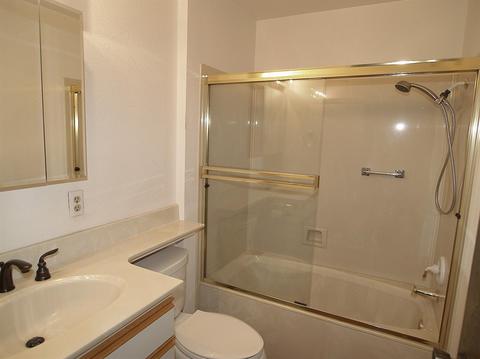 2560 E Hawkeye Ave, Turlock, CA 95380 photo 23