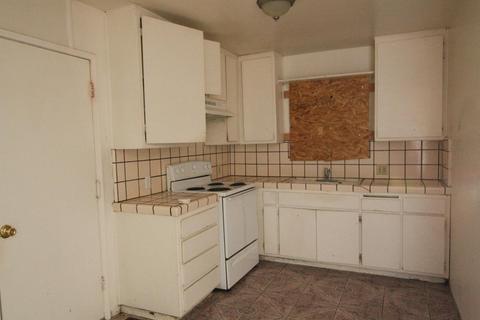 606 Mamilane, Modesto, CA 95351 photo 7