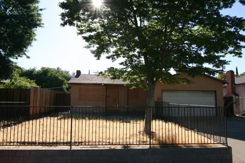 606 Mamilane, Modesto, CA 95351 photo 2