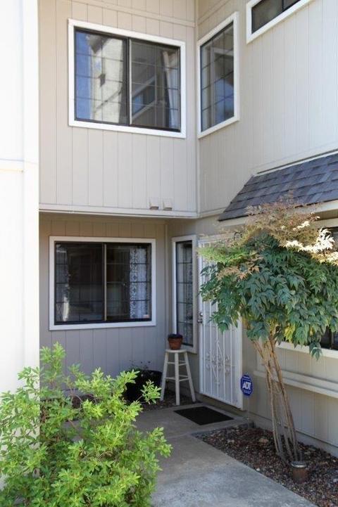 3301 Fogle Ct, Carmichael, CA 95608 photo 3