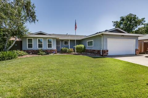 2004 Sweetwater Dr, Modesto, CA 95355 photo 2