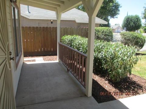5020 John Wayne Dr, Ceres, CA 95307 photo 3