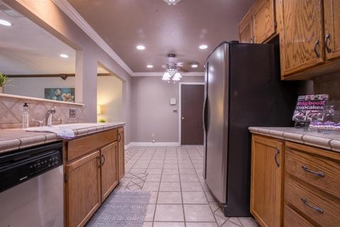 605 Mcnaughton Ct, Patterson, CA 95363 photo 10