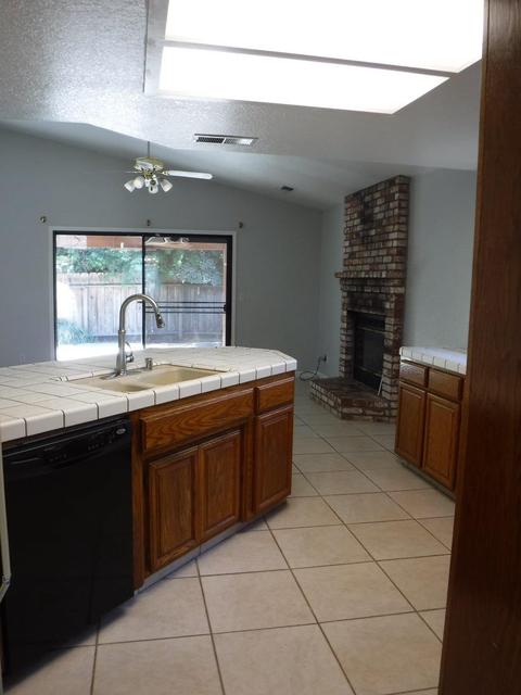 2216 Snyder Ave, Modesto, CA 95356 photo 11