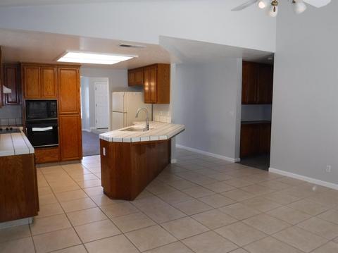 2216 Snyder Ave, Modesto, CA 95356 photo 9