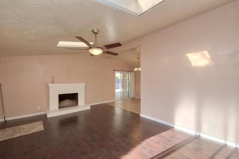 554 Curry Ave, Modesto, CA 95354 photo 15