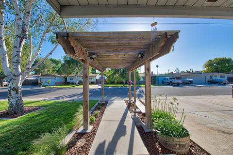 554 Curry Ave, Modesto, CA 95354 photo 4