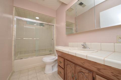 554 Curry Ave, Modesto, CA 95354 photo 25