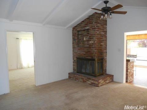 210 Lois Ave, Modesto, CA 95350 photo 10