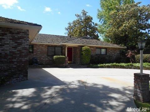 210 Lois Ave, Modesto, CA 95350 photo 1