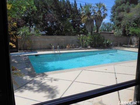 210 Lois Ave, Modesto, CA 95350 photo 14
